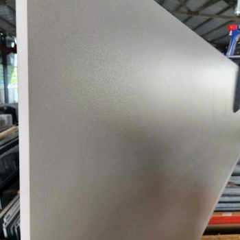 Mẫu Đá Trắng Sứ Hot Nhất 2025 – Ứng Dụng Thực Tế Và Hình Ảnh Thi Công
