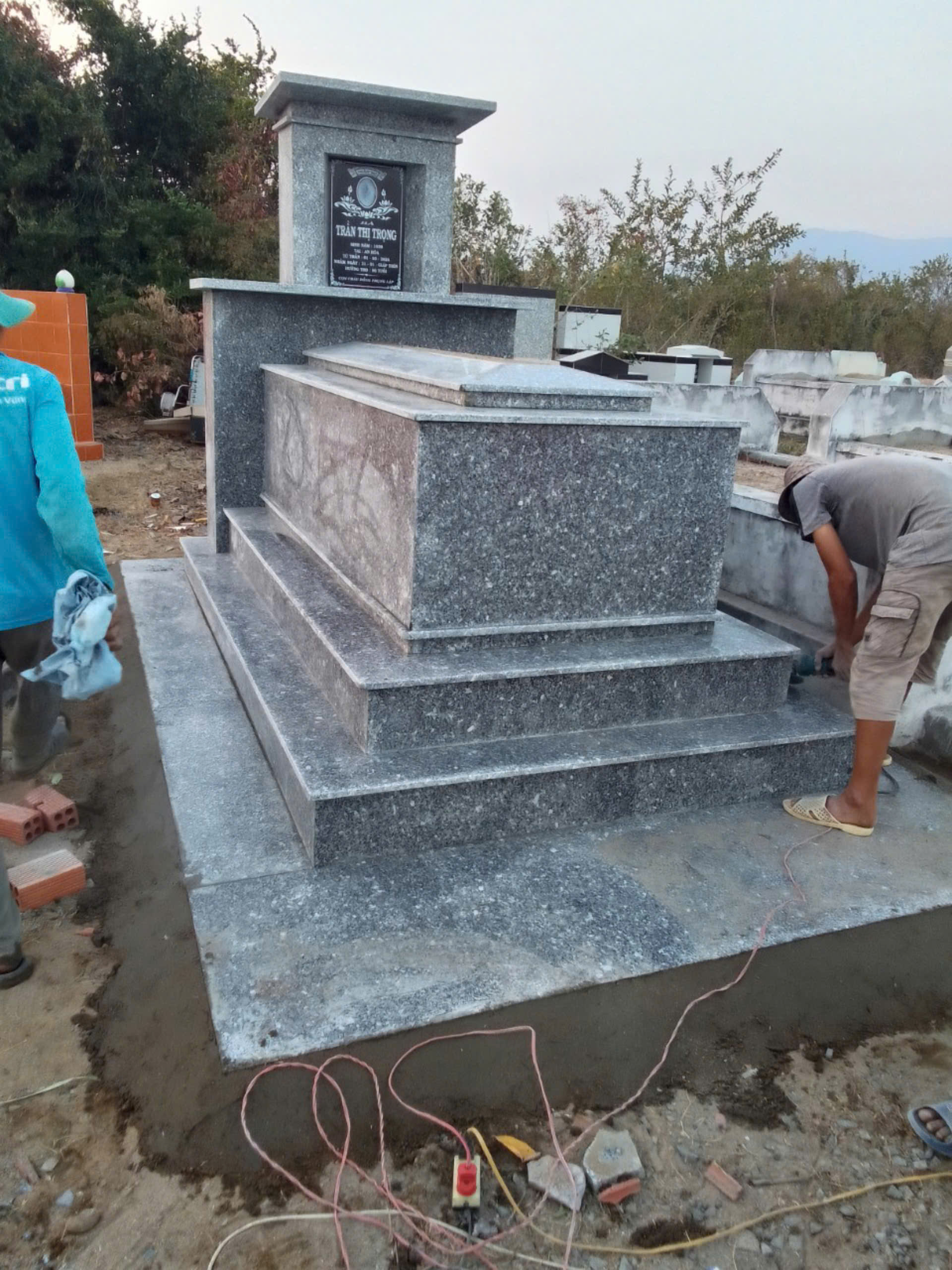 da-bia-mo-granite-tphcm