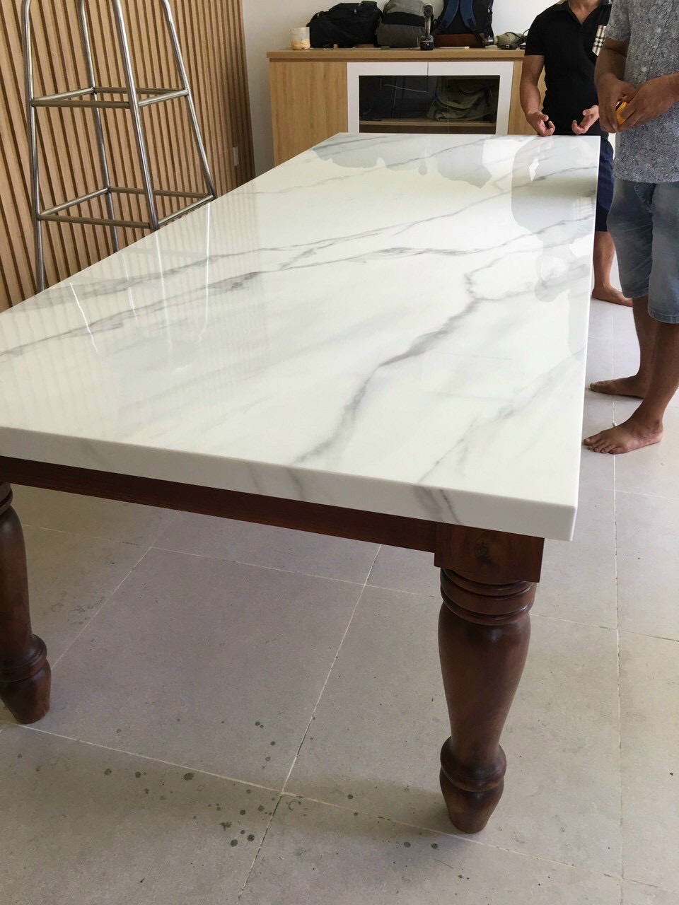 bàn đá hoa cương