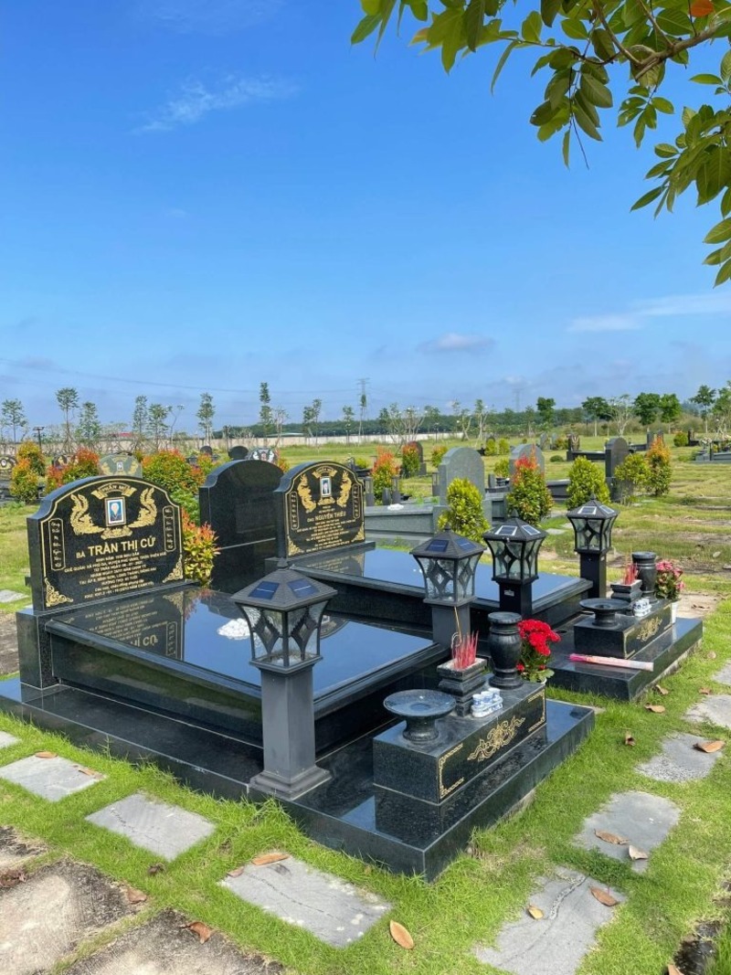 làm mộ đá hoa cương tại Bà Rịa